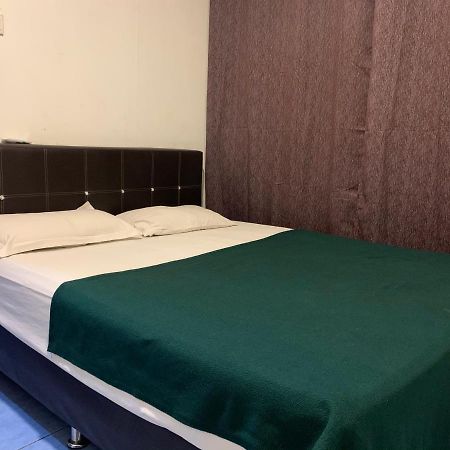 Abs Bintang Guest House Куала-Лумпур Экстерьер фото