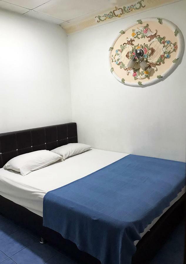 Abs Bintang Guest House Куала-Лумпур Экстерьер фото